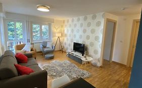 Clotes Modern Apartment, 50M From Slopes - Sleeps 6-8, 2 Bath - Sauzeholiday